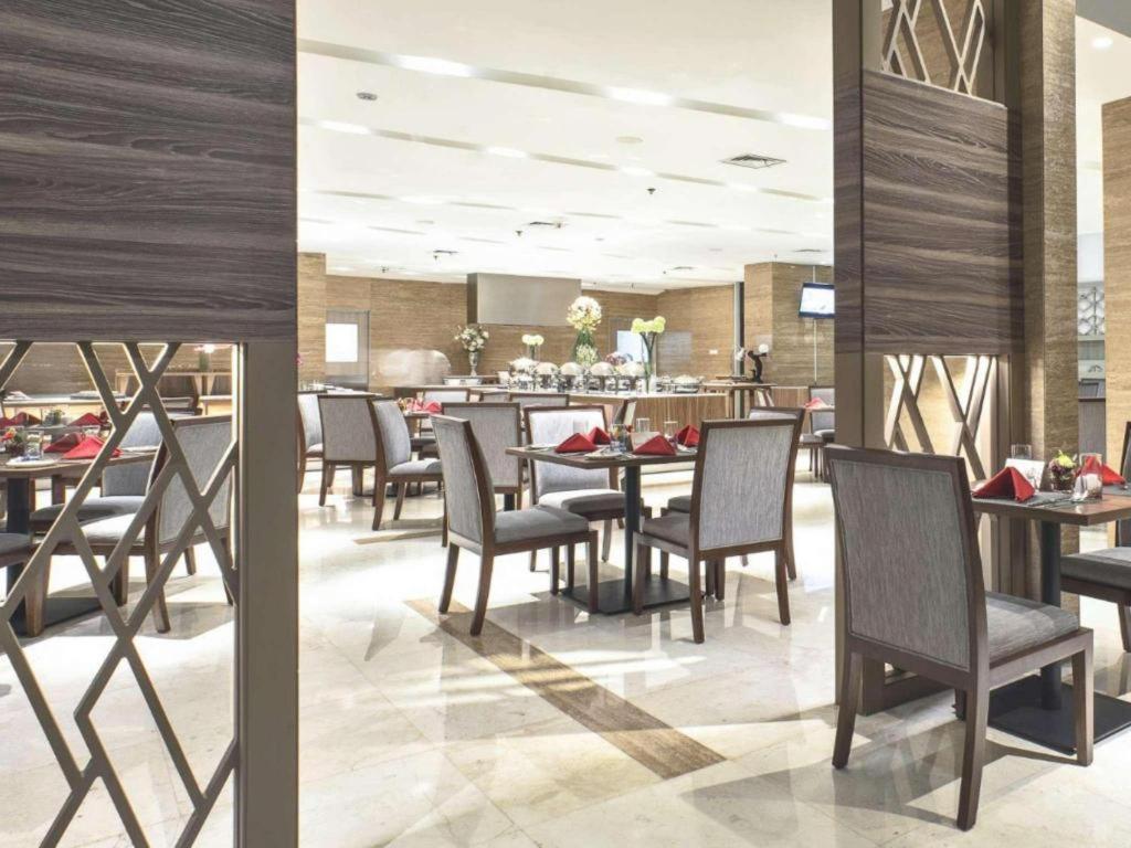 Hotel Grandhika Iskandarsyah Yakarta Exterior foto
