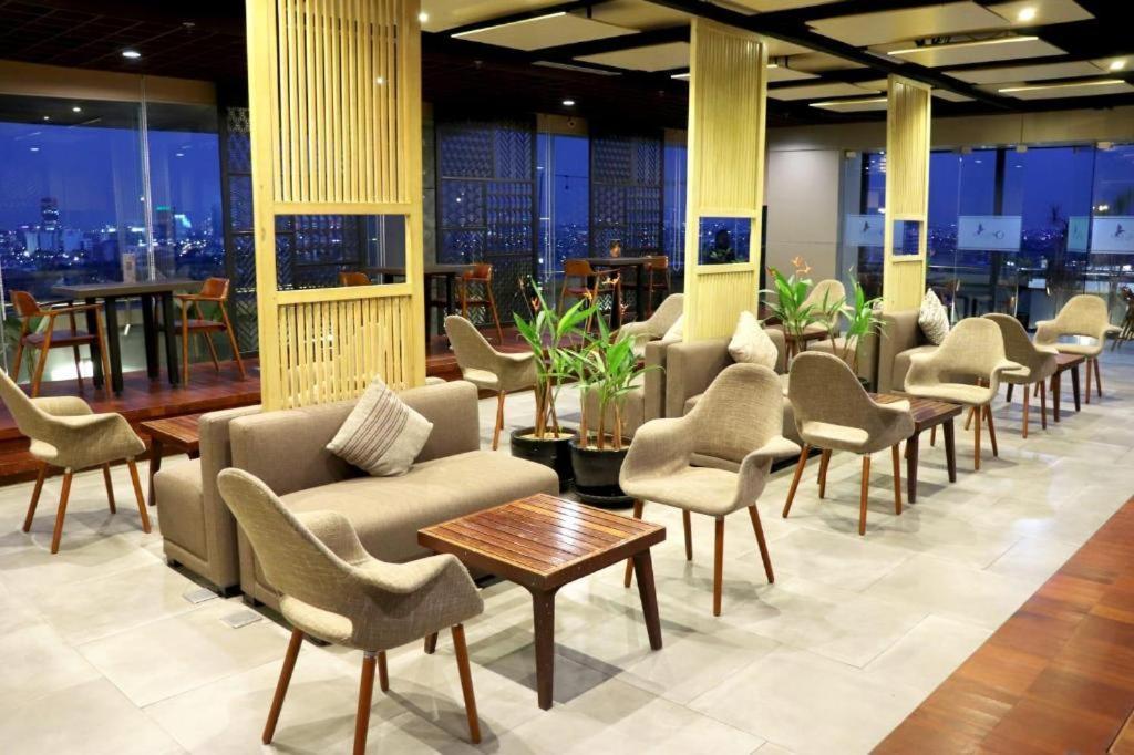 Hotel Grandhika Iskandarsyah Yakarta Exterior foto