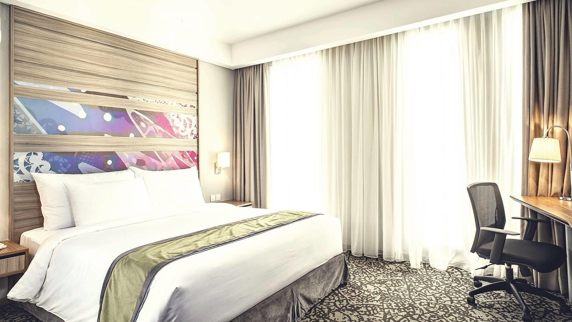 Hotel Grandhika Iskandarsyah Yakarta Exterior foto