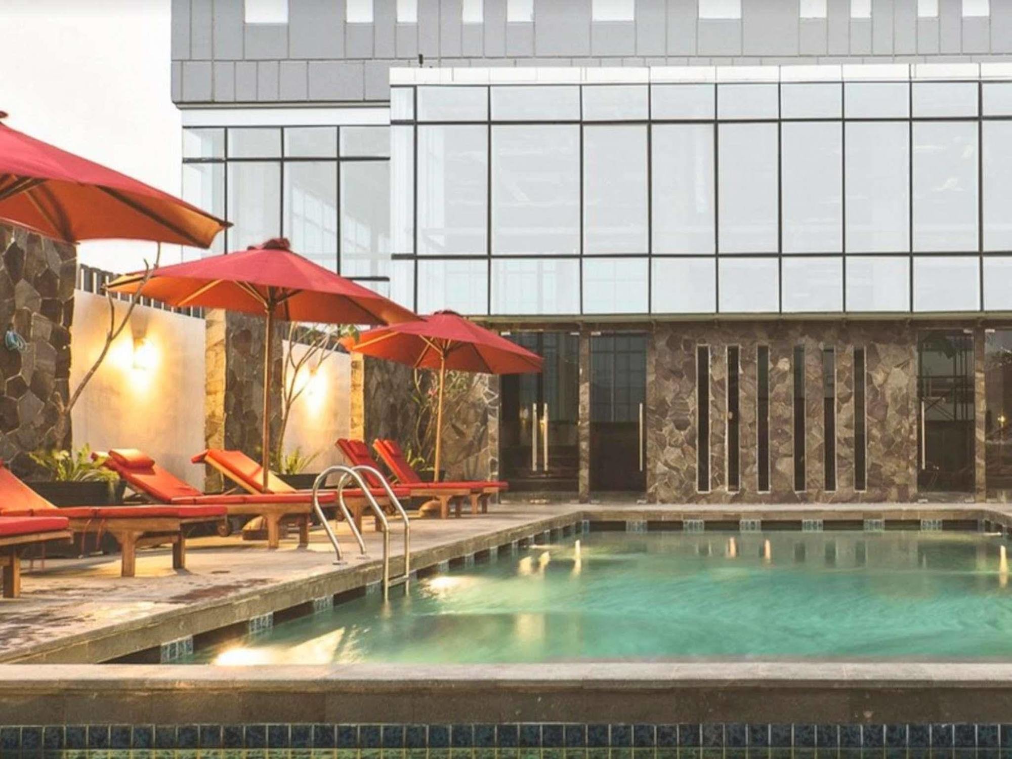 Hotel Grandhika Iskandarsyah Yakarta Exterior foto